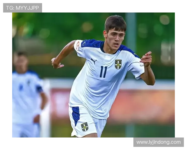 球探报告:法国U19主力前锋丹克雷,模板索兰克 球探报告:法国U19主力前锋丹克雷,模板索兰克