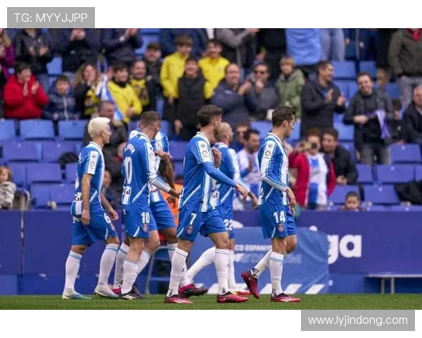 波黑足协宣布对阵意大利世欧预附决赛门票售罄 波黑足协宣布对阵意大利世欧预附决赛门票售罄