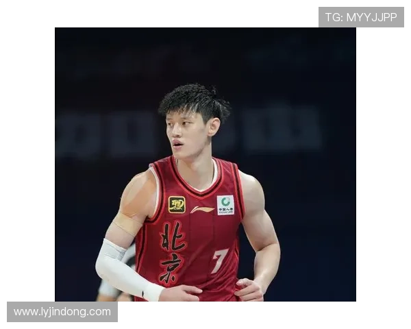 曾凡博今晚复出 状态未全好仍出战